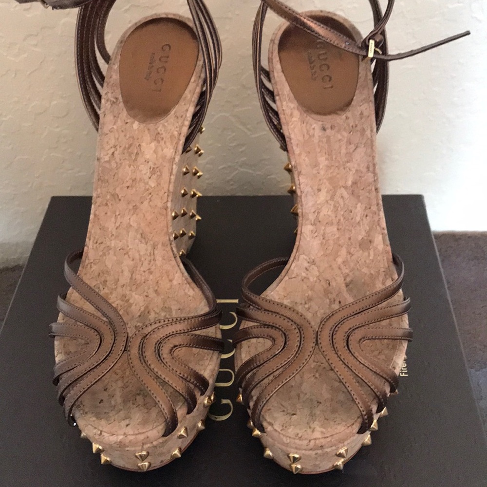 Like New worn 2x-3x - Picture 4 of 5